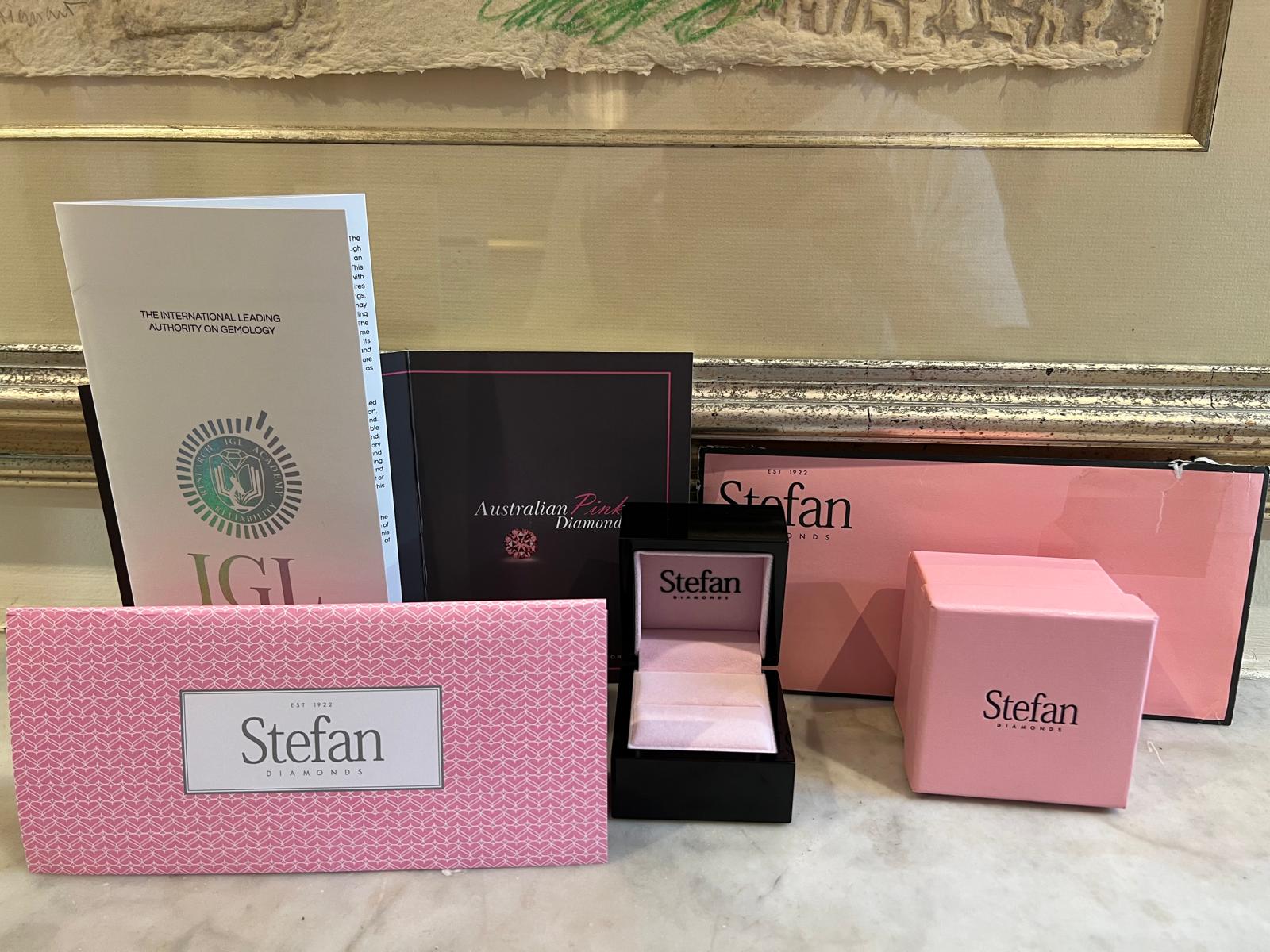 Pink argyle diamond 18ct White & Rose Gold Trilogy Ring 0.79ct - Image 13