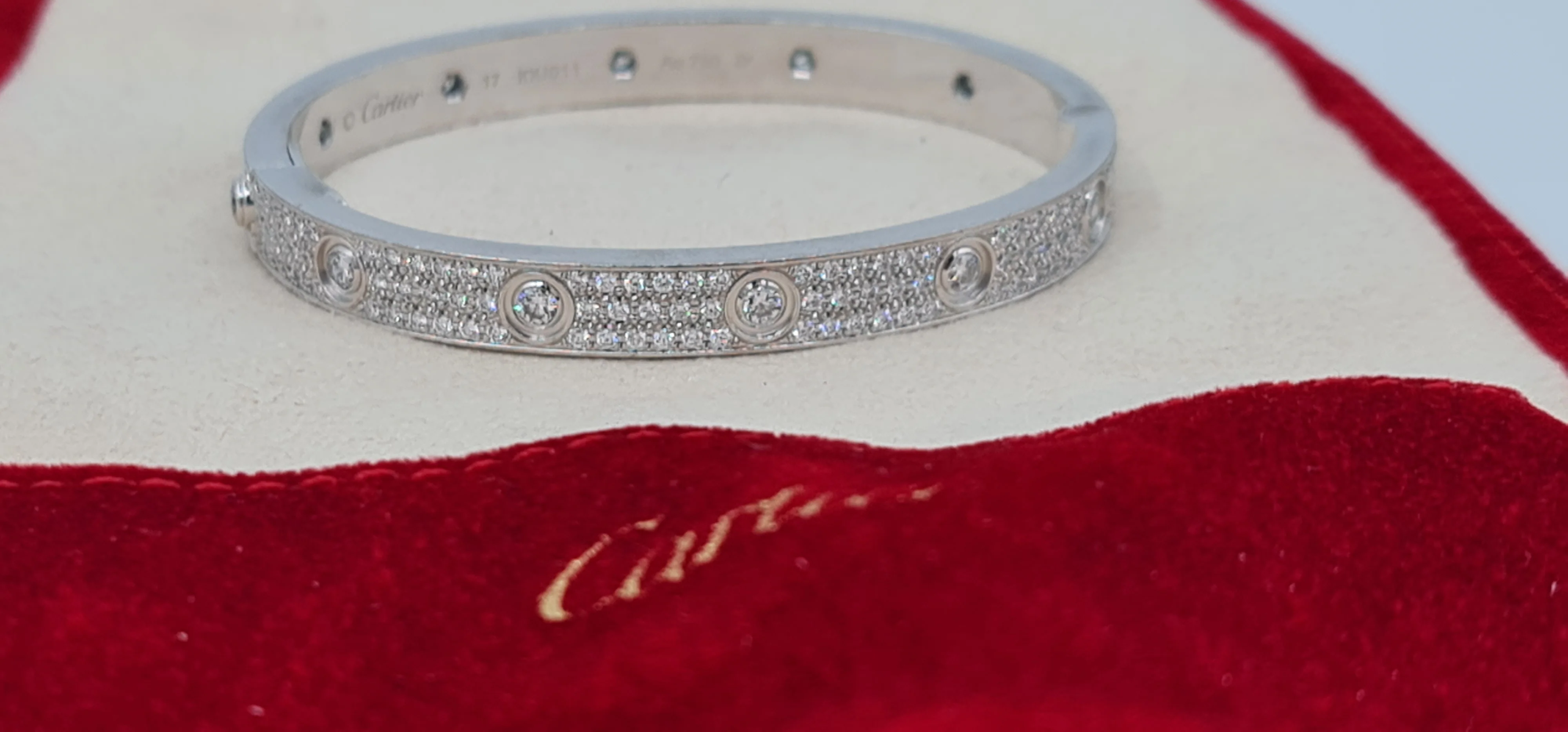 Cartier Love Bracelet 3.70ct - Image 10