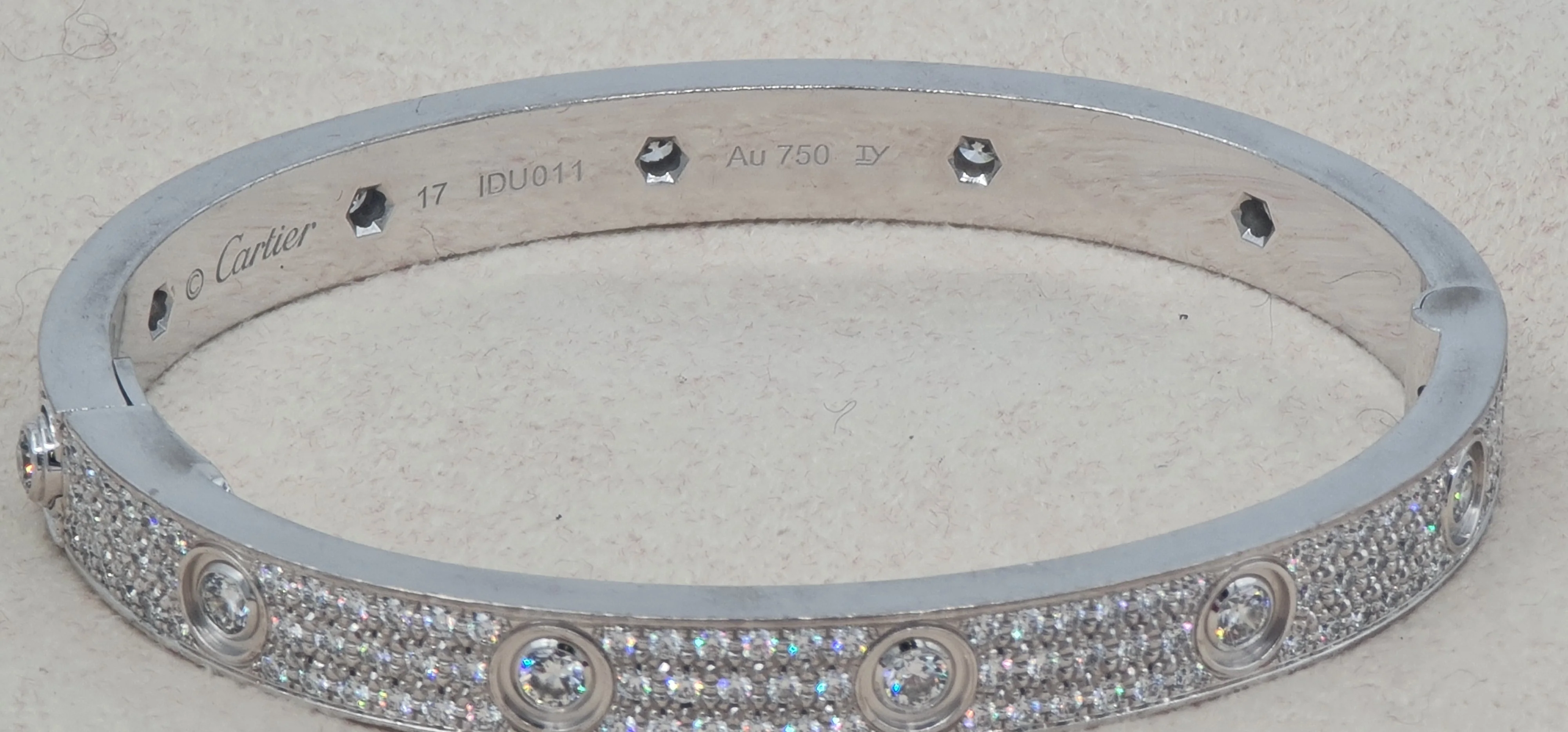 Cartier Love Bracelet 3.70ct - Image 11