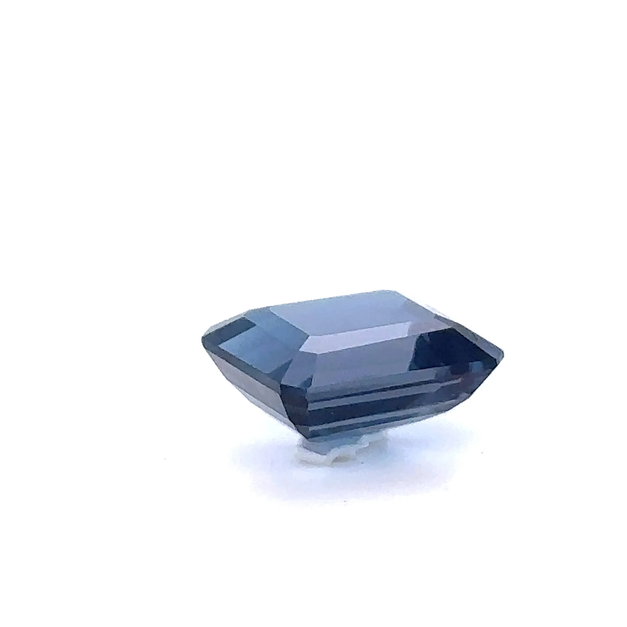 Bespoke Loose Blue Topaz Emerald Cut 8.35ct - Image 8