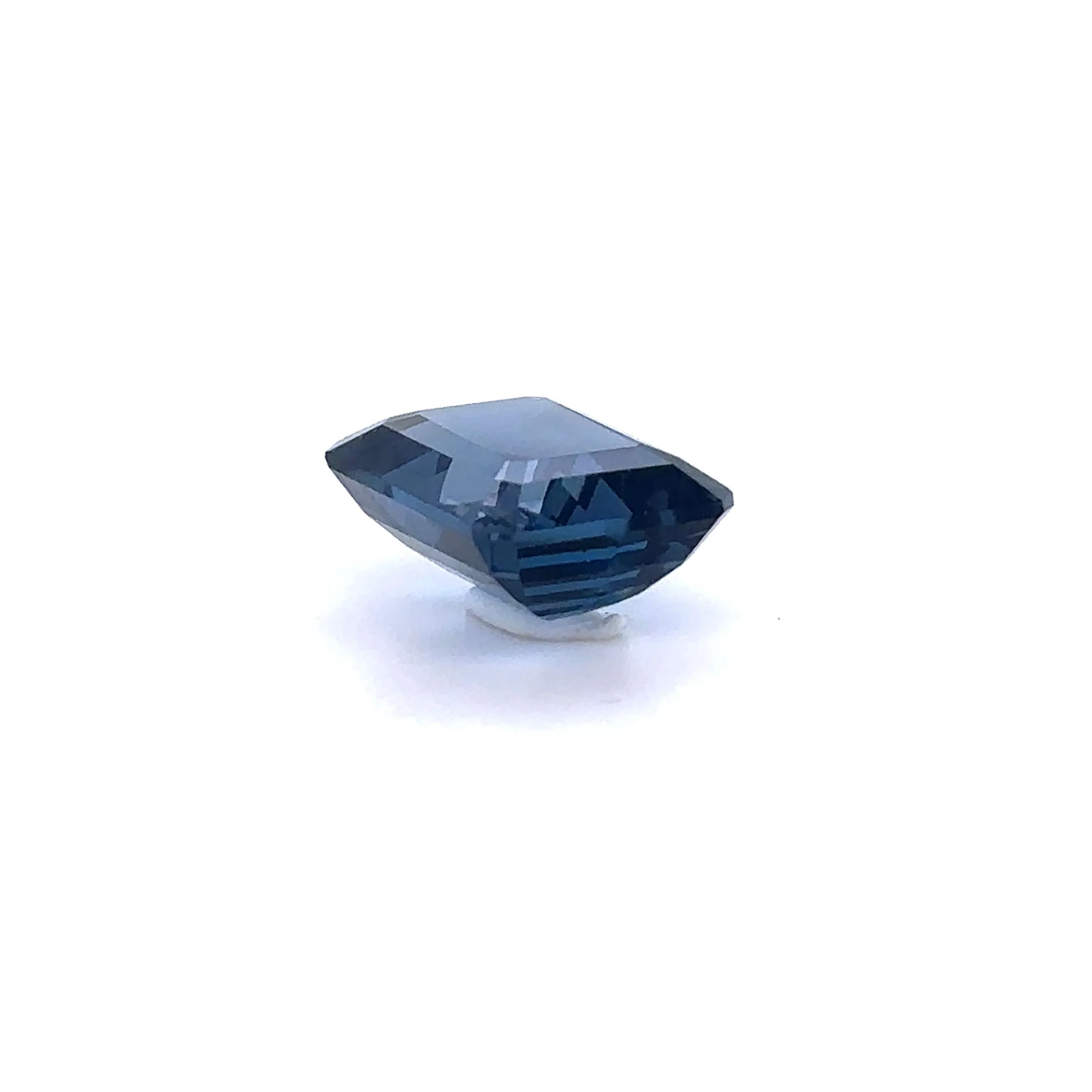 Bespoke Loose Blue Topaz Emerald Cut 8.35ct - Image 9